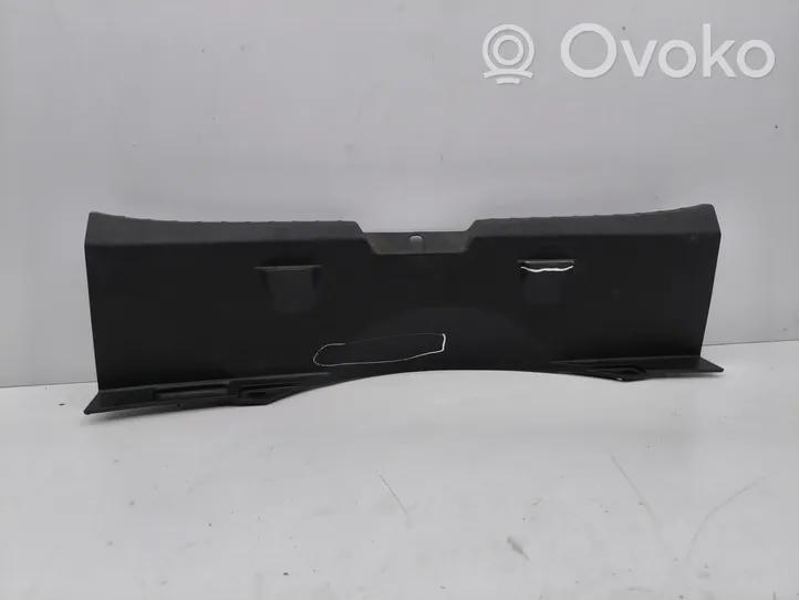 Toyota Yaris Trunk/boot sill cover protection 583870D090