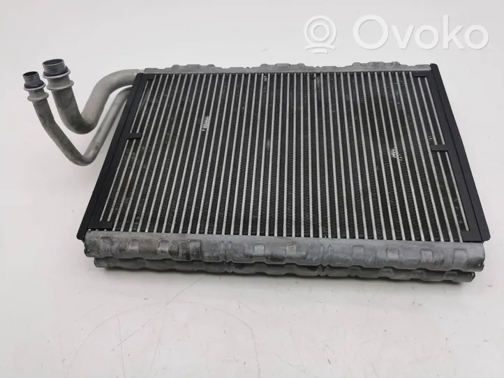 Mercedes-Benz CLS C218 X218 Gaisa kondicioniera radiators (salonā) 