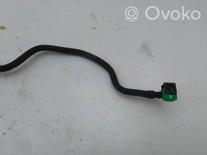 Mazda CX-5 II Tuyau d'alimentation conduite de carburant 