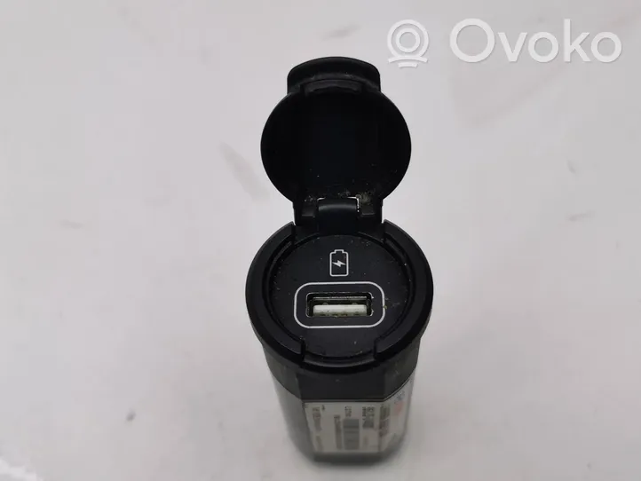 KIA Niro Connettore plug in USB 96125D4000