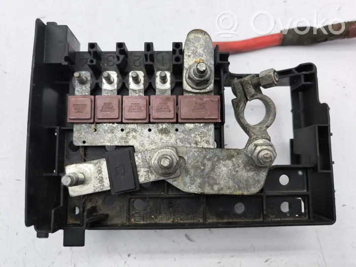 Opel Zafira C Battery relay fuse C10000128