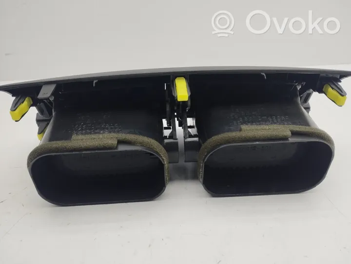 Toyota RAV 4 (XA30) Griglia di ventilazione centrale cruscotto 5567042050