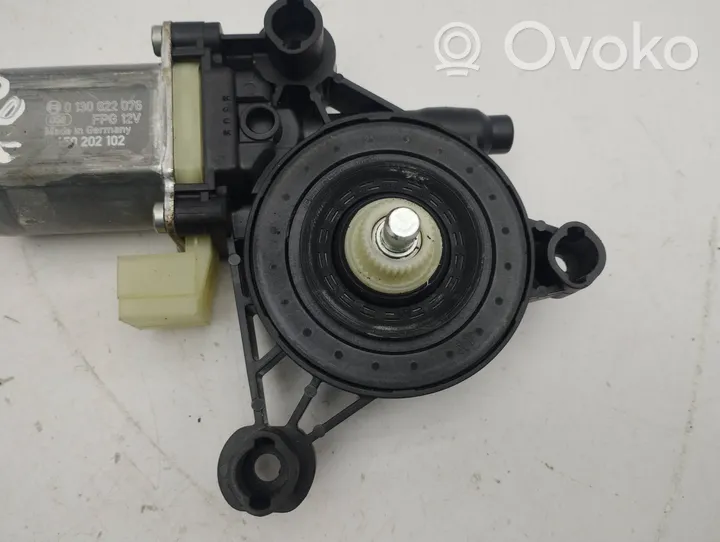 Audi Q2 - Motorino alzacristalli della portiera anteriore 5q0959802c