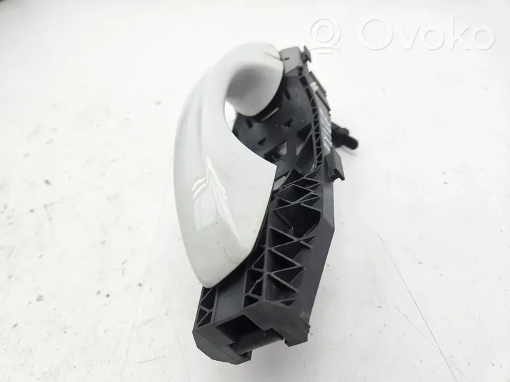 Audi Q3 F3 Etuoven ulkokahva 8V0837885