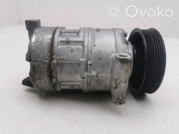 Volkswagen T-Roc Ilmastointilaitteen kompressorin pumppu (A/C) 5Q0816803D