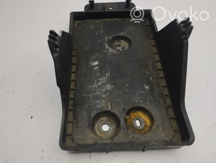 Mazda CX-5 Boîte de batterie KE7056041