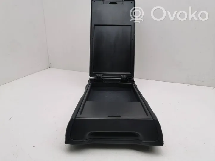 Audi A7 S7 4G Apoyabrazos del asiento trasero 