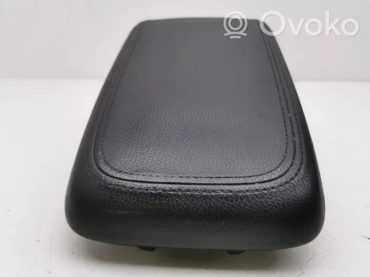 Opel Antara Armrest 