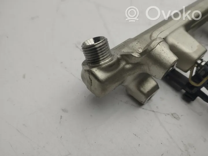 Audi A3 8Y Juego de inyectores de combustible 05C133320A