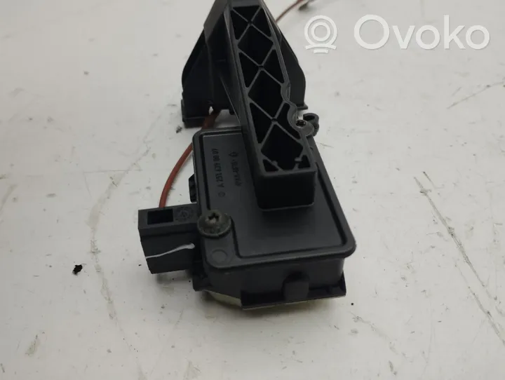 Mercedes-Benz ML W164 Verrouillage du bouchon du réservoir de carburant A2516390007