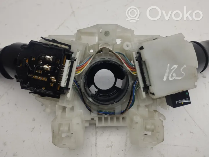 Citroen C-Crosser Leva/interruttore dell’indicatore di direzione e tergicristallo 8600A249