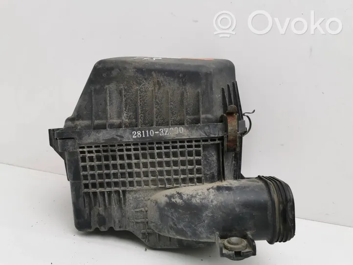 Hyundai i40 Air filter box 281103Z300