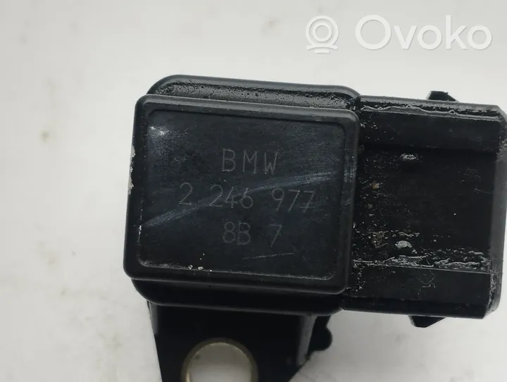 BMW 5 E39 Sensore di pressione 2246977