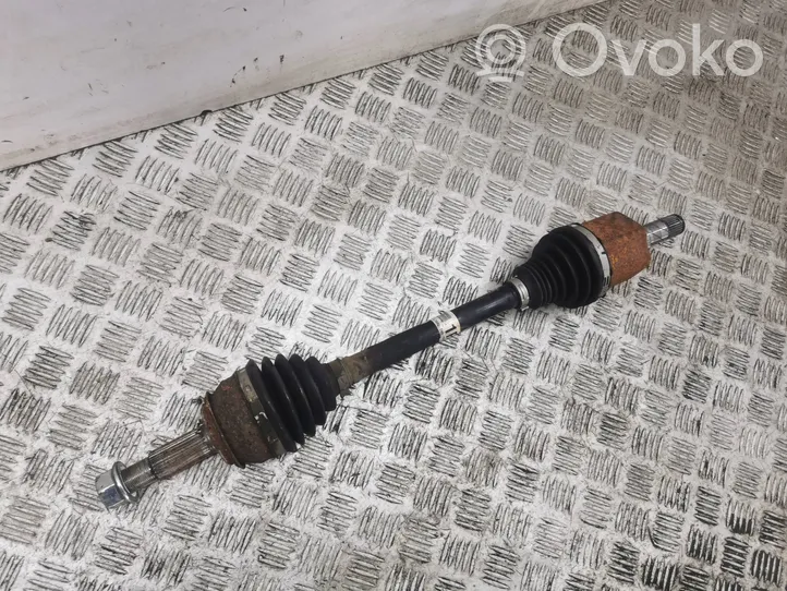 Nissan Qashqai Etuvetoakseli 556118154544