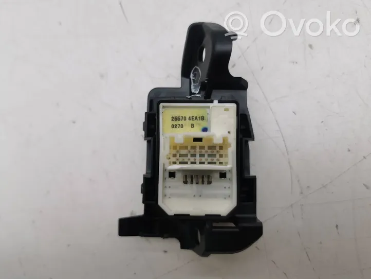 Nissan Qashqai Bouton de commutateur rétroviseur latéral 809444EA0AA