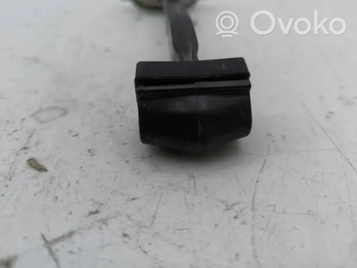 Honda CR-V Rear door check strap stopper 