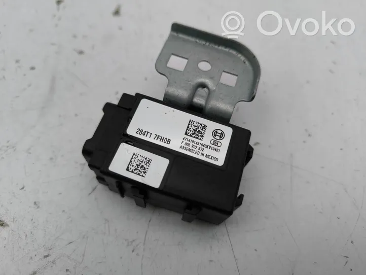 Nissan Qashqai Module de passerelle 284T17FH0B