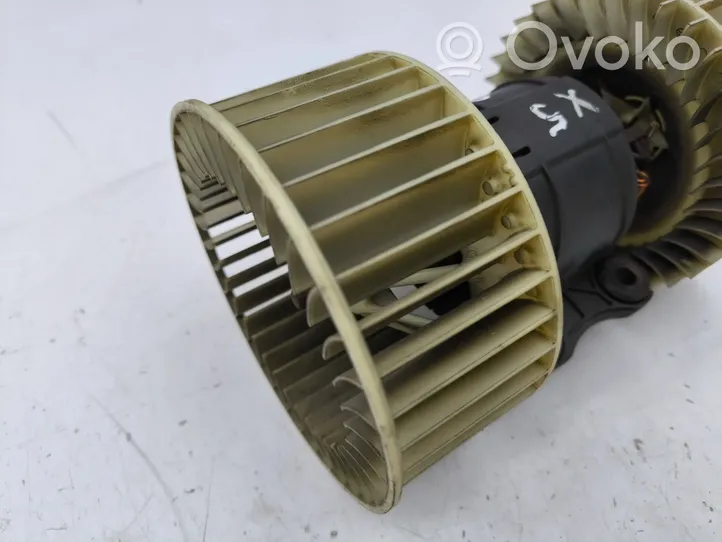 BMW X5 E53 Ventola riscaldamento/ventilatore abitacolo 8385558