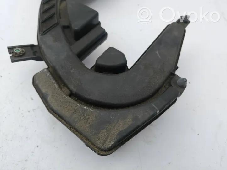 Nissan Qashqai Oro paėmimo kanalo detalė (-ės) HV80B