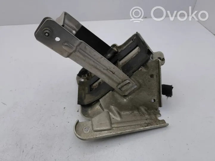 BMW i3 Staffa di montaggio della batteria 8602812