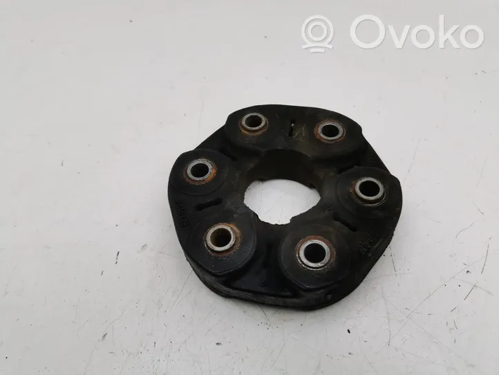 BMW 5 F10 F11 Junta/acoplamiento del eje propulsor trasero 7546426