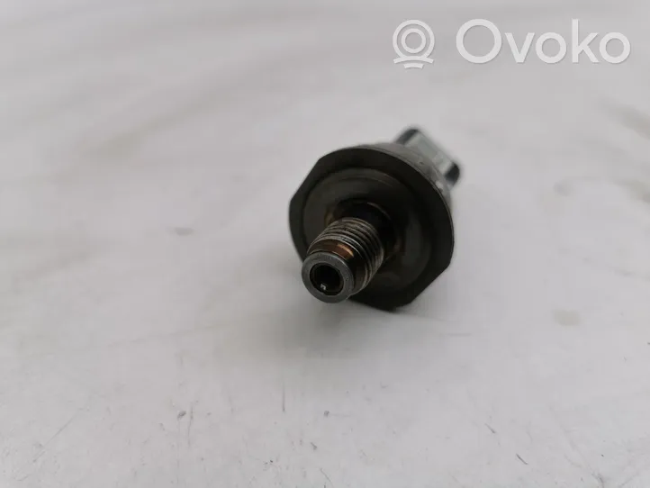 Volvo V50 Capteur de pression de carburant 9655465480