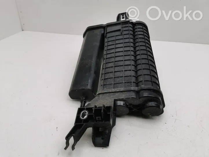 Skoda Octavia Mk4 Serbatoio a carbone attivo per il recupero vapori carburante 5Q0196D