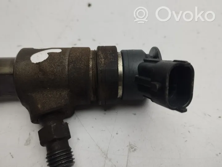 Citroen C4 II Picasso Fuel injector 870692