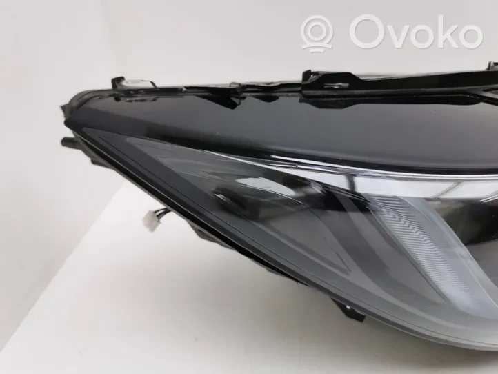 BMW i3 Lampa przednia 6311729567212