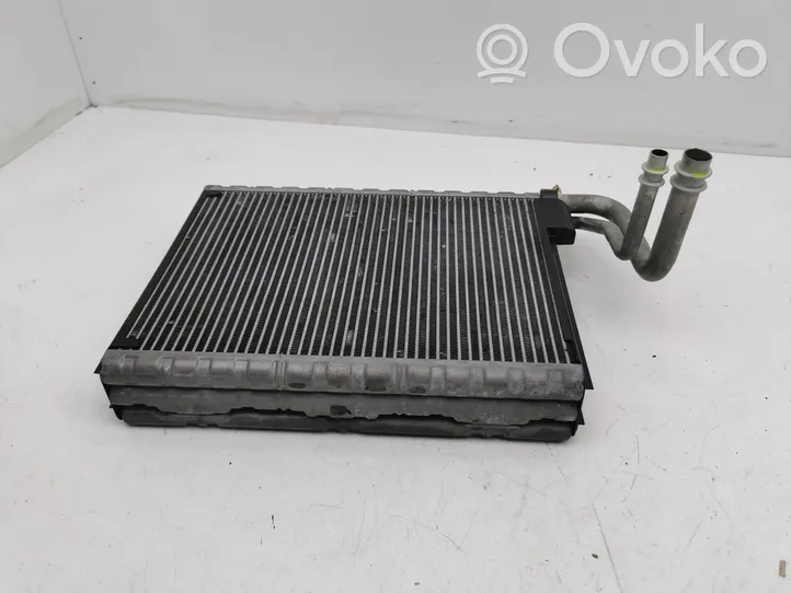 BMW 5 F10 F11 Air conditioning (A/C) radiator (interior) U7589002