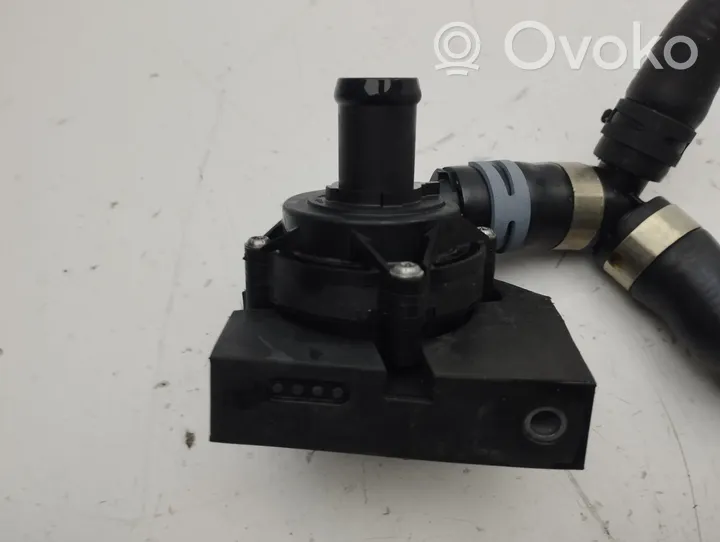 Audi A1 Pompe à eau de liquide de refroidissement 5Q0965567N