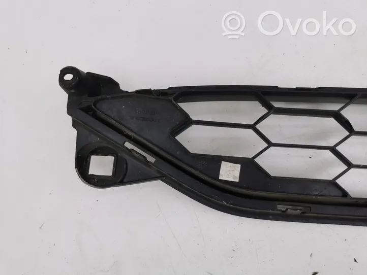 Honda HR-V Mascherina inferiore del paraurti anteriore 71103T7JH000