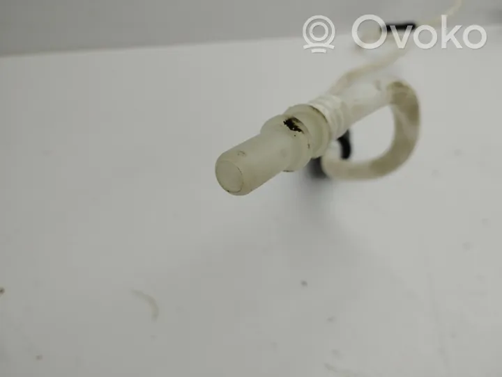 Audi A1 Tuyau d'alimentation conduite de carburant 2Q0201997L