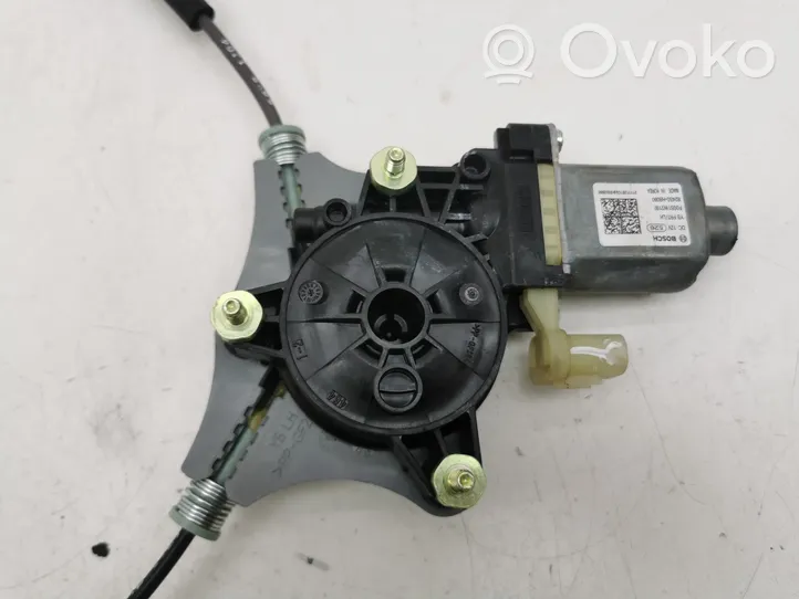 KIA Stonic Front door window regulator with motor 82450H8000