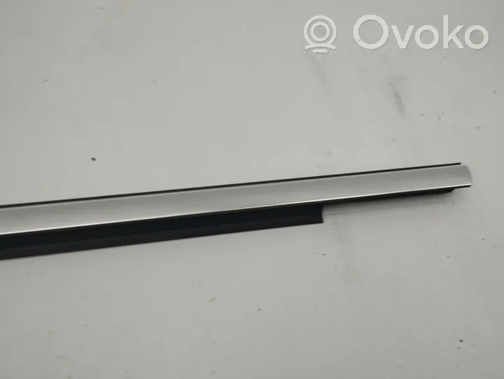 Audi A5 Rivestimento modanatura del vetro della portiera anteriore 8W88632832ZZ