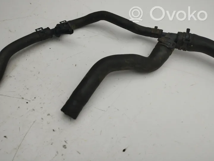 Volkswagen T-Roc Tuyau de liquide de refroidissement moteur 1J0122201C