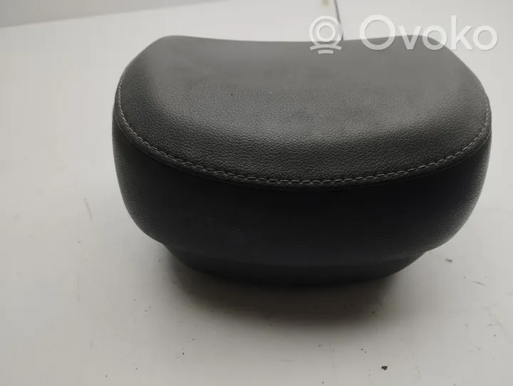 Opel Zafira C Priekinės sėdynės galvos atrama 