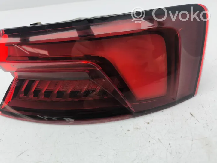 Audi A5 Luci posteriori 8W6945092G