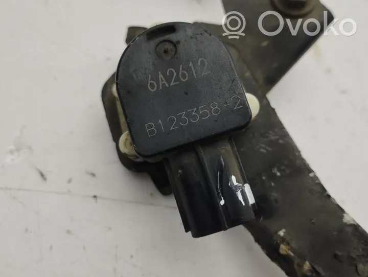 Honda HR-V Headlight/headlamp level sensor 