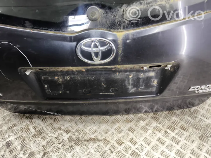 Toyota Corolla Verso AR10 Galinis dangtis (bagažinės) 