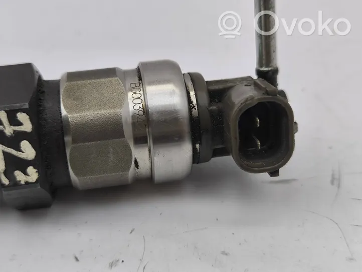 Toyota Corolla Verso AR10 Regulator ciśnienia paliwa 300200G02340