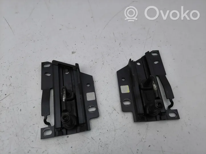 Audi A5 Engine bonnet/hood lock/latch loop/hook 8W0823186E