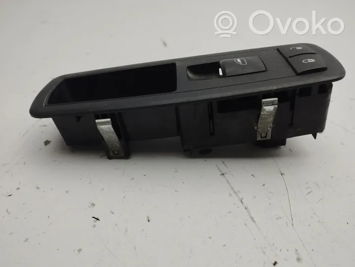 Chrysler Town & Country V Electric window control switch 10003147