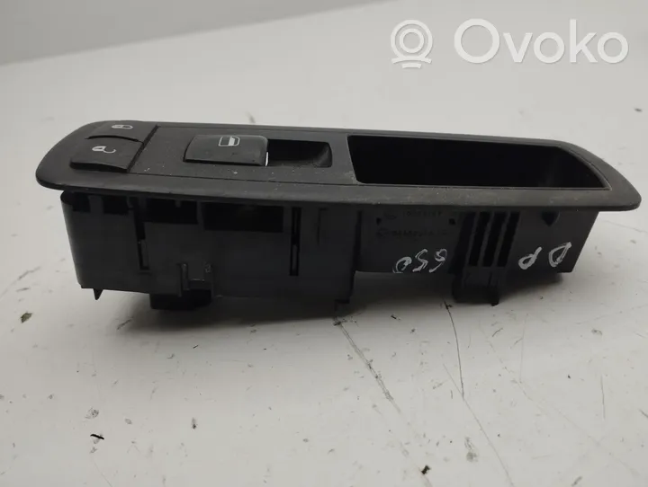 Chrysler Town & Country V Electric window control switch 10003147