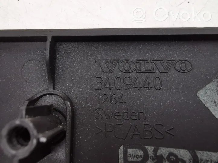 Volvo XC90 Ramka schowka deski rozdzielczej 3409440