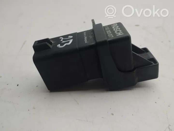 Volvo S80 Przekaźnik / Modul układu ogrzewania wstępnego 0281003037