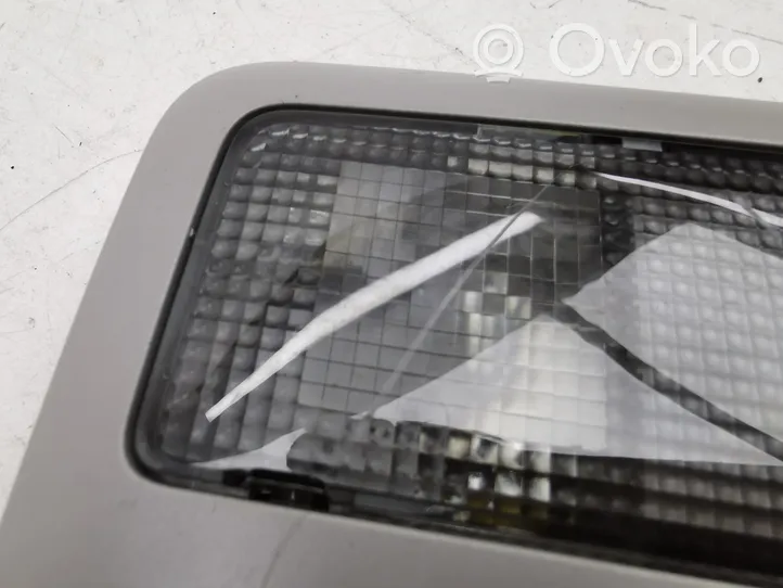 Toyota Avensis T250 Éclairage lumière plafonnier arrière 8125005021