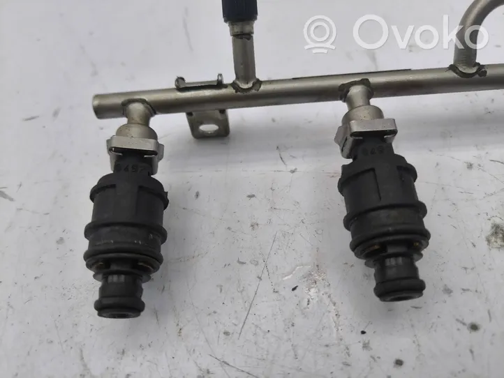 Opel Zafira A Fuel injectors set 2721501