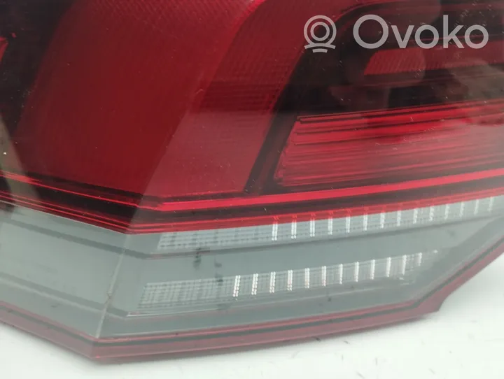 Volkswagen Golf VIII Rear/tail lights 5H0945095C