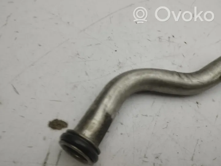 Volkswagen Golf VIII Turbo turbocharger oiling pipe/hose 05E145735B